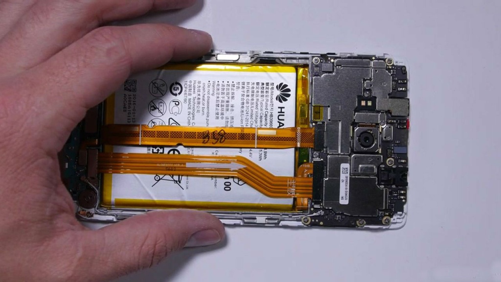 Huawei_Ascend_Mate_8-10-.jpg